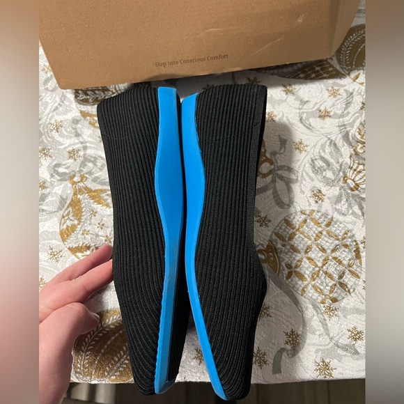 Vivaia Lightweight Square-Toe V-Cut Flats Margot Walker - Picture 6 of 8